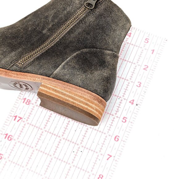 Kork Ease Women Riley Taupe Distress Leather Western Ankle Boots size 7 - Picture 7 of 9